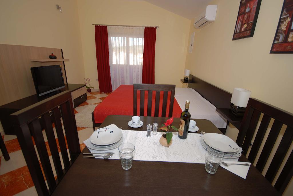 Apartments Stepic Trogir Chambre photo